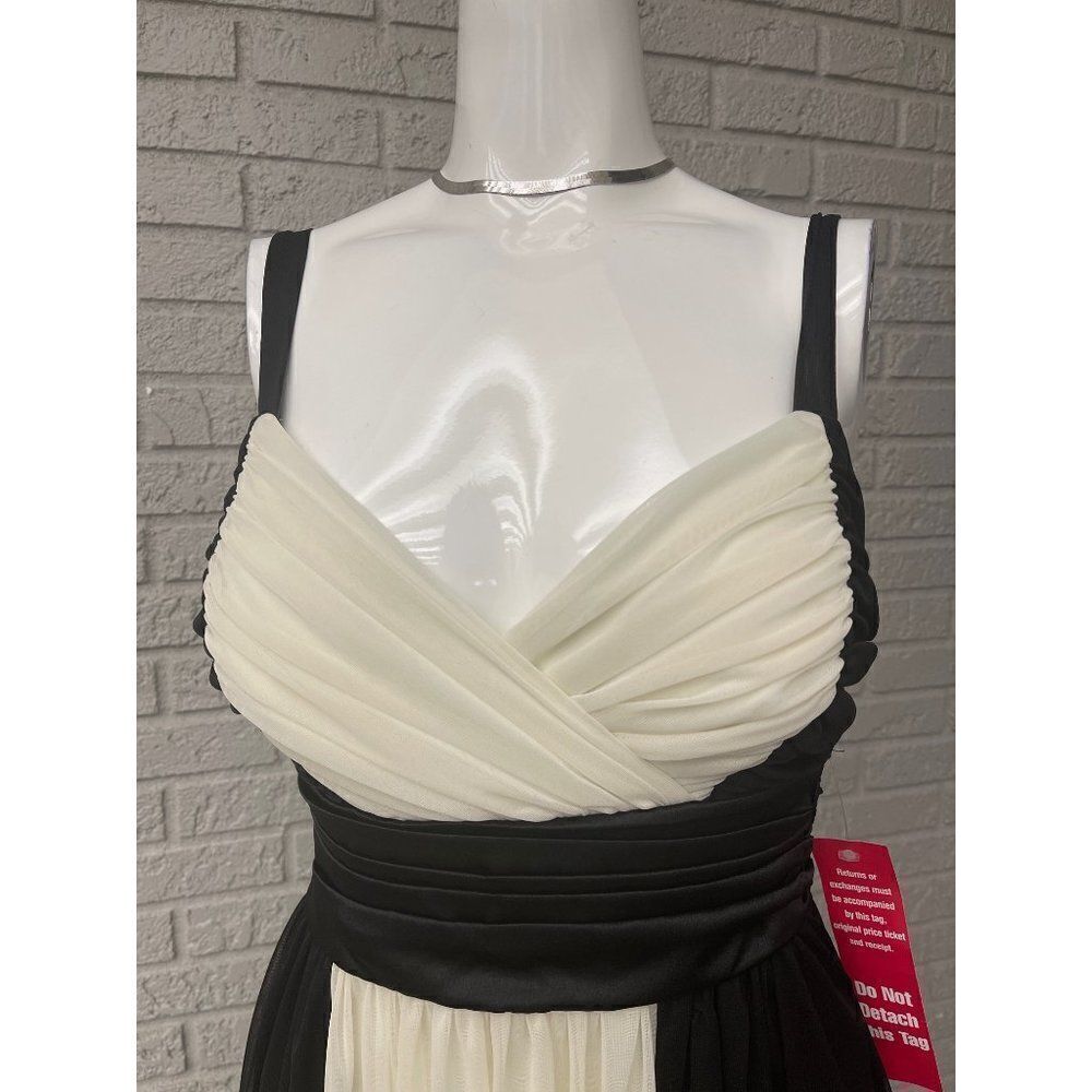 EN FOCUS Studio Black and White Empire Waist Dress Size 6 - Picture 2 of 8